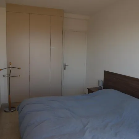 Pretty Haven Of Peace With Sea View Антіб