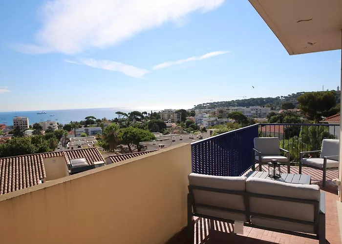 Pretty Haven Of Peace With Sea View Appartement Antibes