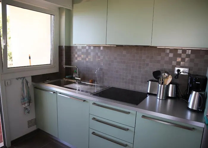 Pretty Haven Of Peace With Sea View *